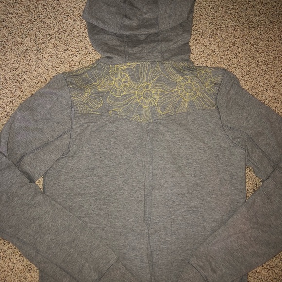 Lululemon Scuba Hoodie - Picture 2 of 3